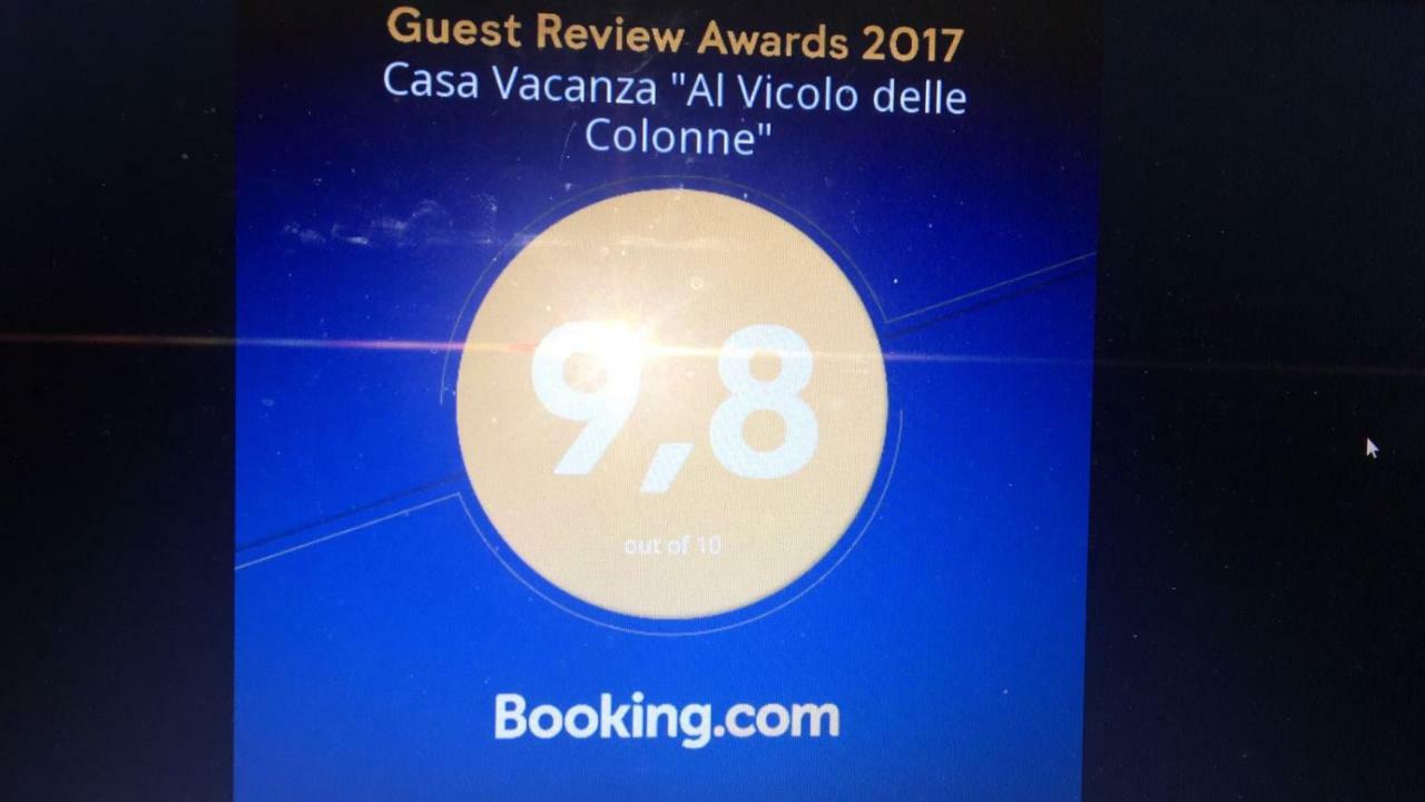 Casa Vacanza "Al Vicolo Delle Colonne" Salerno Ngoại thất bức ảnh